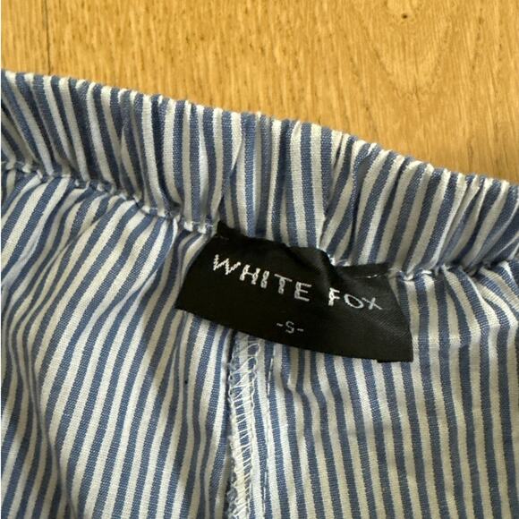 White Fox Shorts Stripes Lace Trim Never Enough Size S Blue White - Picture 2 of 3